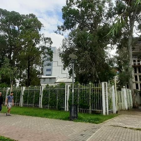 Parkside Apartament Διαμέρισμα Μπατούμι Εξωτερικό φωτογραφία